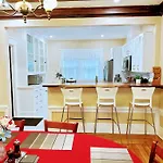 Linwood Paradise Home