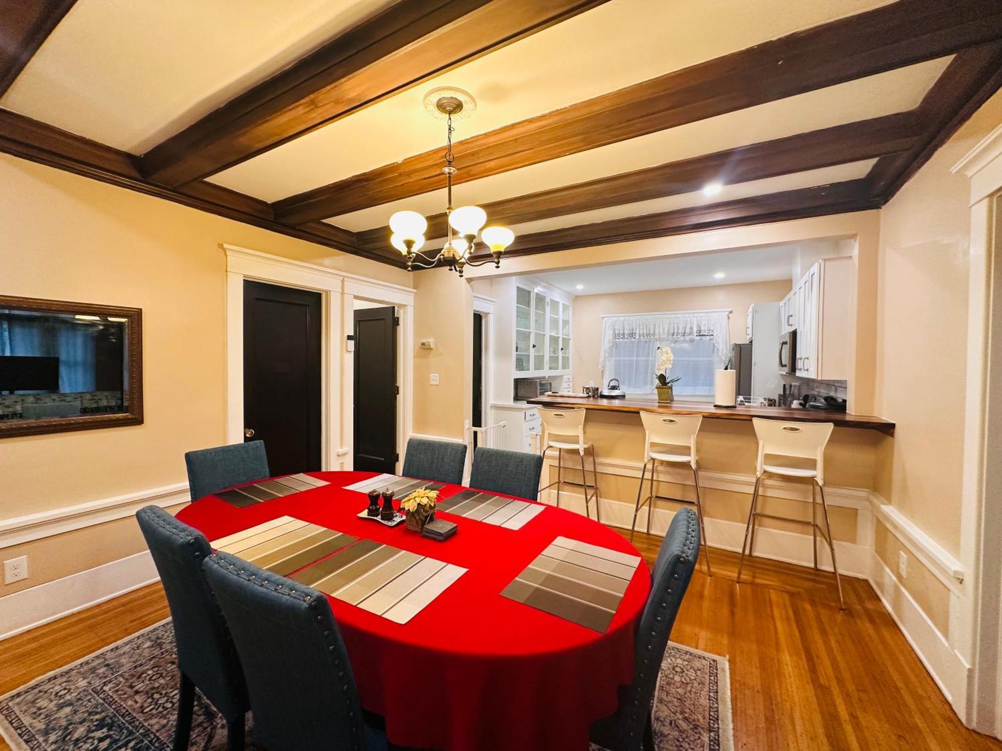 Linwood Paradise Apartment Buffalo