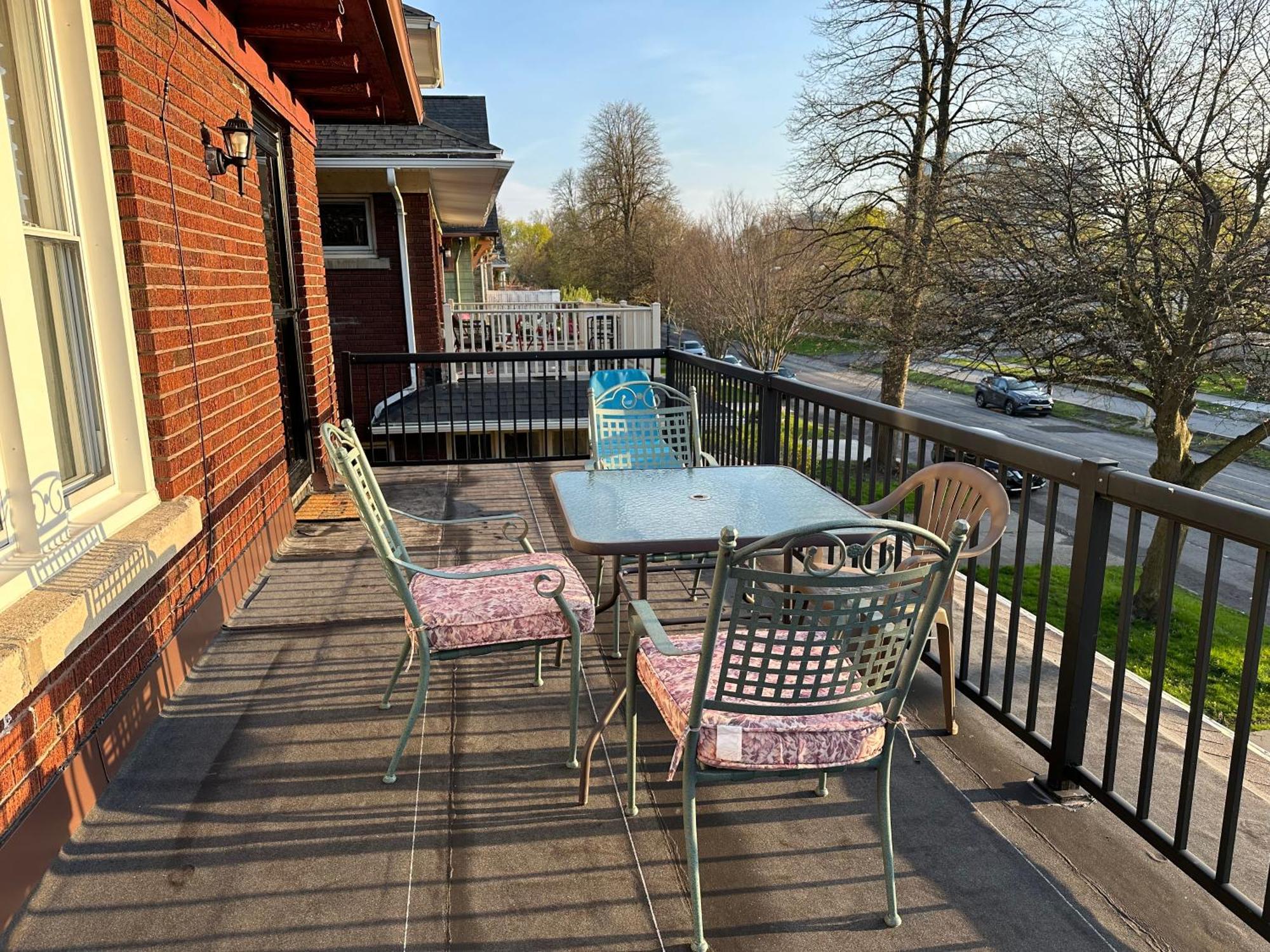 Linwood Paradise Apartment Buffalo